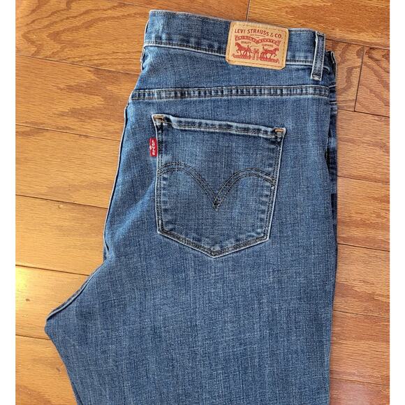 Levi's Jeans Women Size 14 Classic Boot Med Wash (Actual 34W X 30L) - Picture 7 of 14